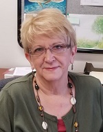 Shelly Grapes : Staff Assistant